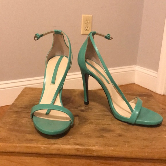 Zara Green strapped heal. - Picture 1 of 1